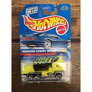 Vintage 1997 NOS  Hot Wheels Collector #863 Oshkosh Concrete Mixer Lime/Black